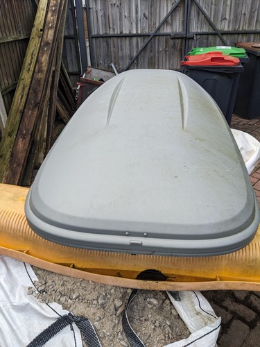 Halfords car roof box used - halfords,