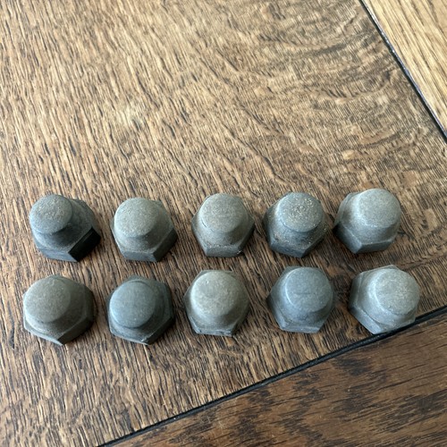 Ford plastic wheel - wheel, caps