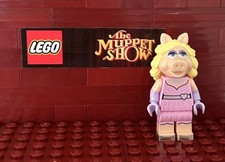 LEGO Muppets. Miss Piggy