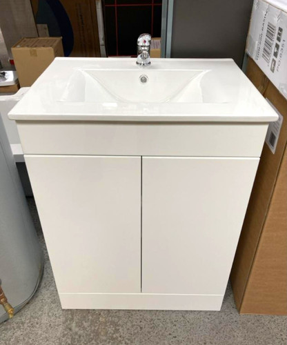 White bathroom single sink - white,