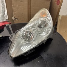 Vauxhall Corsa Design 16v E4 4