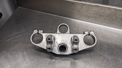 Yamaha fzs600 top yoke upper - fzs600,