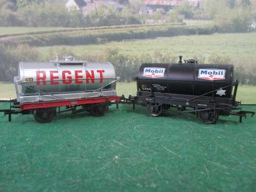 Bachmann 14t tank wagons - 2x,