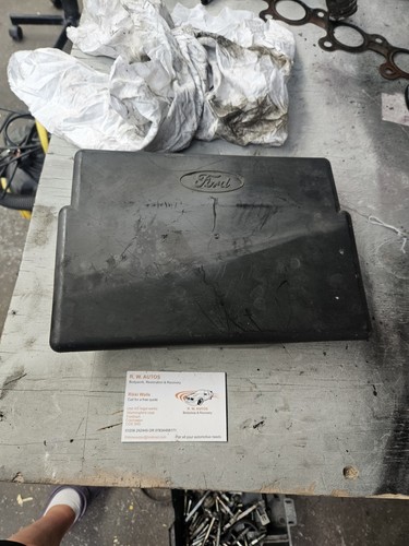 Ford escort battery - battery, cover