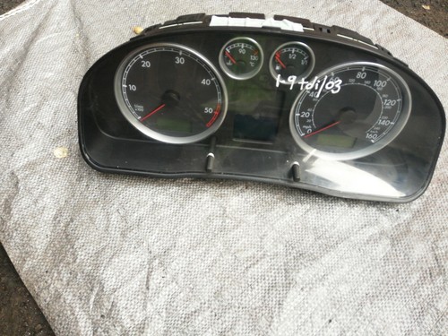 Passat speedo clocks - b5.5,