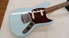 SQUIER CLASSIC VIBE MUSTANG