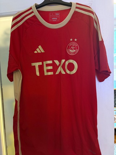Aberdeen football home shirt