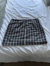 Womens Black And White Check