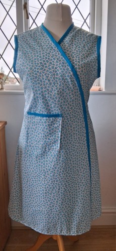 1940s style wraparound apron - 1940s,