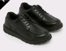 New in Box Schuh Junior Boys