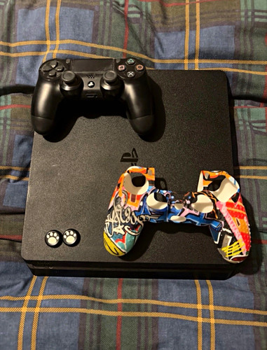 Playstation slim 500gb - 4,