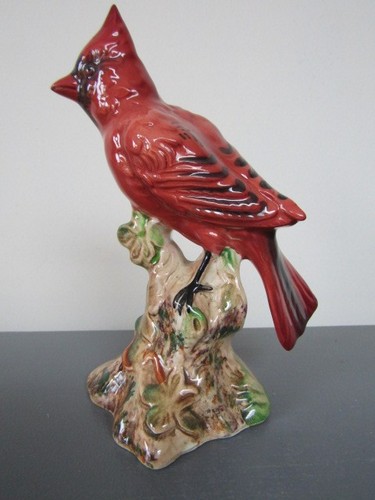 Beswick cardinal model 927 - ,