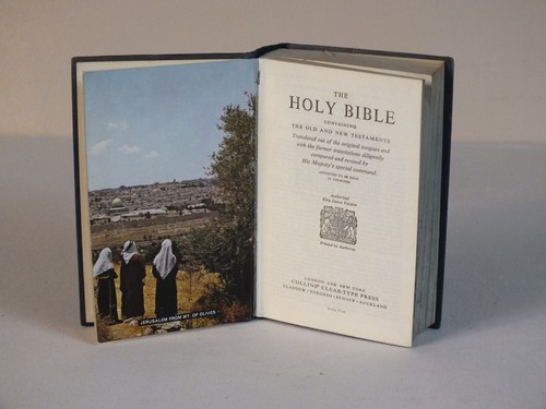 Collins illustrated holy - -,