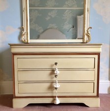 FRENCH Grange solid-wood chest