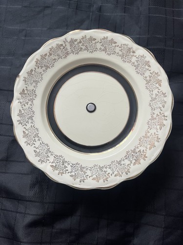 Palissy vintage cake stand - cake,