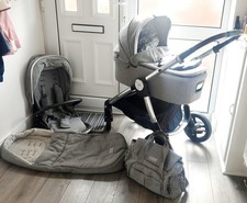 Mamas & Papas Ocarro Pushchair And Carrycot Bundle Grey Good Condition