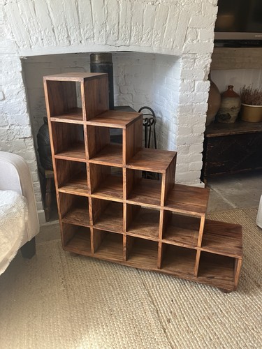 Modular shelving unit solid - shelving,