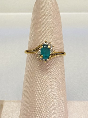 Emerald diamond 10k gold - diamond,