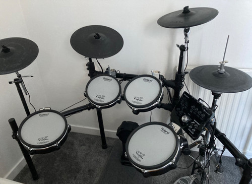 Roland v electronic - kv,