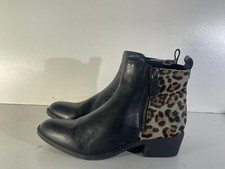 Van dal Women's Shoes Size