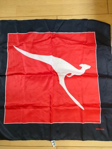 Qantas scarf - ca,