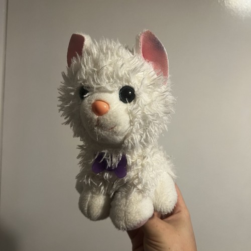 Animagic white fluffy cat - white,