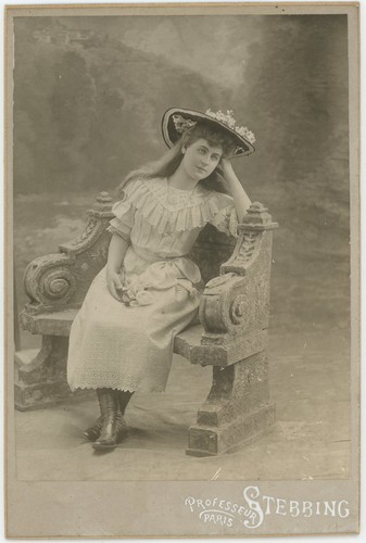 Cabinet circa 1905 - cabinet, 1905.
