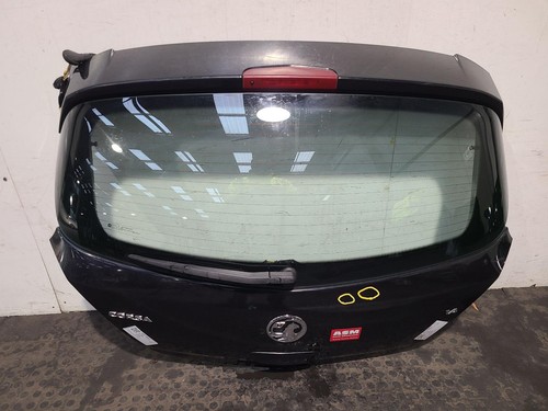 Vauxhall corsa 2012 tailgate - corsa, d