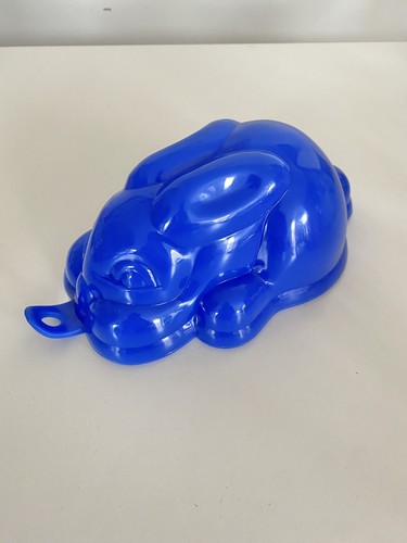Blue bunny rabbit jelly mould - rabbit,