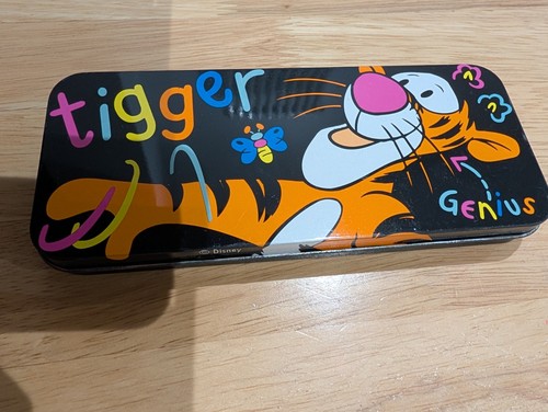 Winnie the pooh tigger - tigger, tin