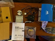Sony Hi-MD Walkman MZ-NH1