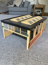 Hornby R516 Diesel OO Gauge Maintenance Shed Depot