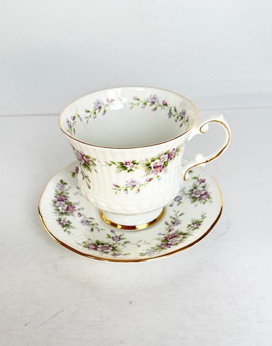 Vintage elizabethan caprice - vintage,
