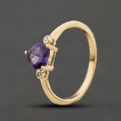 Second hand 9ct - second,