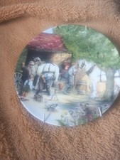 ROYAL DOULTON - The Blacksmith