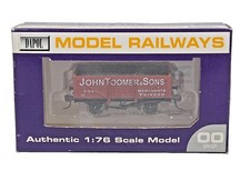 DAPOL 00 GAUGE - JOHN TOOMER &