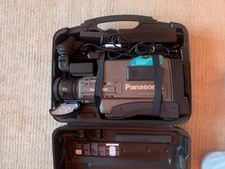 PANASONIC MS5 S-VHS Camcorder