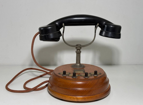 Black bakelite telephone an - black, on