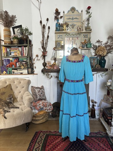 Vintage 1970s augustat - vintage,
