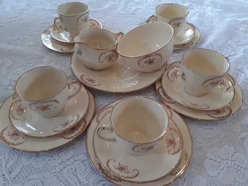 Vintage alfred meakin gold - ,