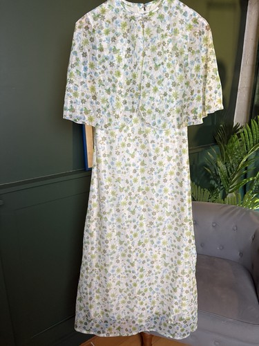 Vintage 70s floral cape sleeve - 70s,