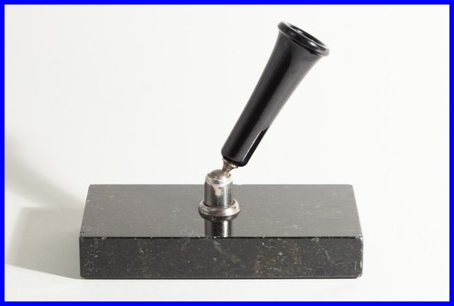 Heavy 1930s fountain pen stand - heavy,