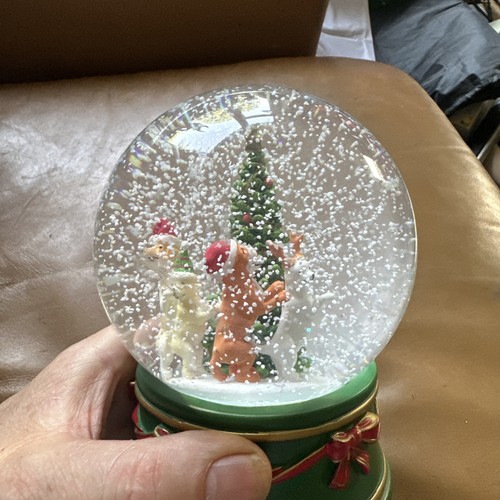 Adorable musical snow - 6”,
