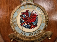VINTAGE ROYAL AIR FORCE (RAF)