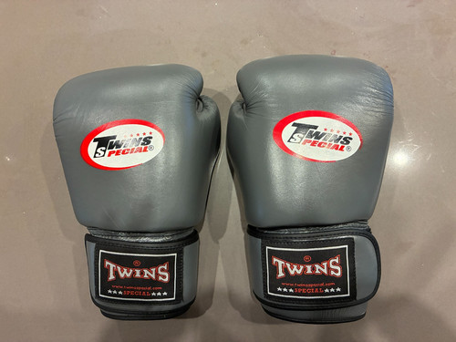 Twins special grey - special, boxing