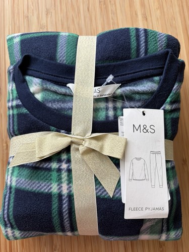 Fleece pyjamas cosy green - m&s,