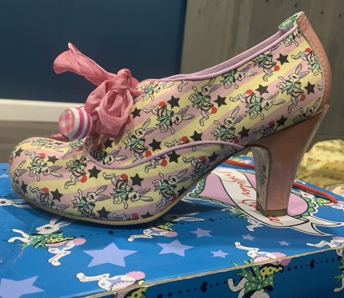 Irregular choice hawk eye size - choice,