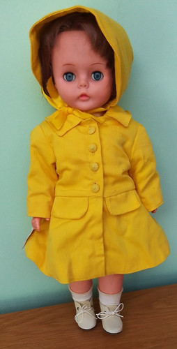 Vintage vinyl doll with - 21",