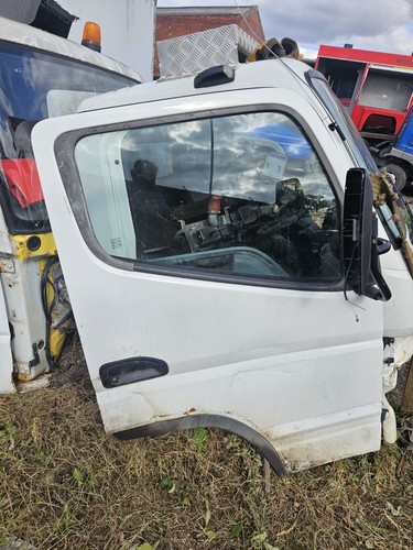 Mitsubishi fuso 7c75 door - mitsubishi,