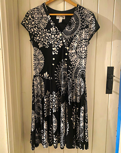 Joseph ribkoff fit - fit, flare